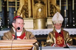 Apaštalinis nuncijus arkivyskupas Luigi Bonazzi